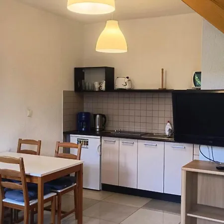 شقة فندقية Na Fali