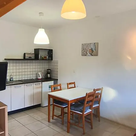 Na Fali شقة فندقية