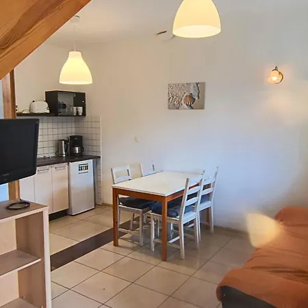 Na Fali شقة فندقية